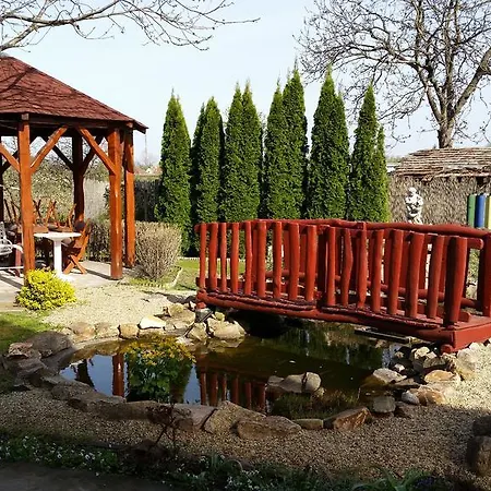 Györgyi Grill Garden *