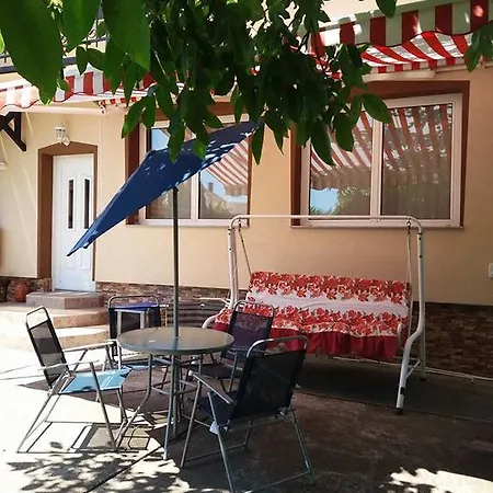Gyorgyi Grill Garden Vendeghaz